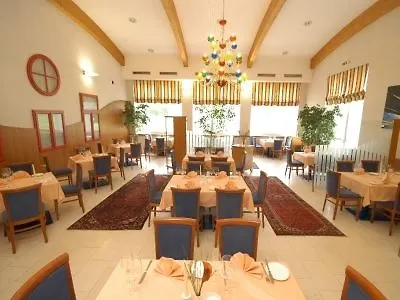 Szálloda Paradies 4*