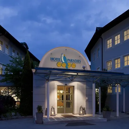 Paradies Hotel 4*