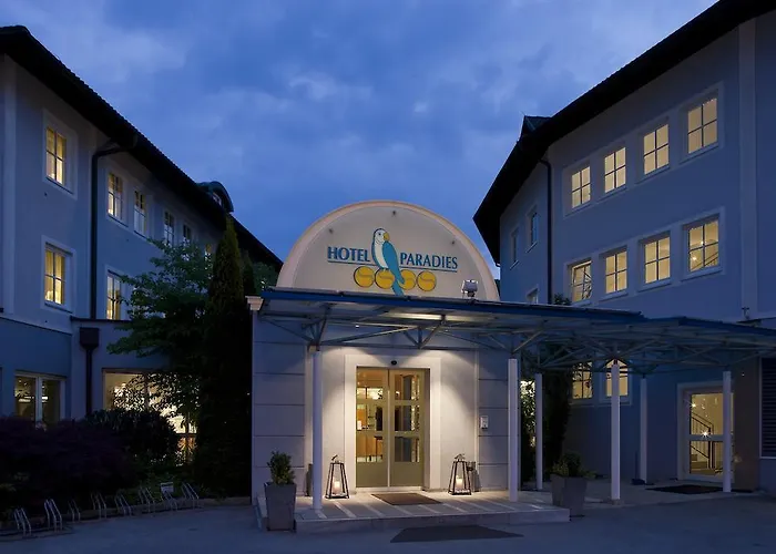 Paradies فندق 4*